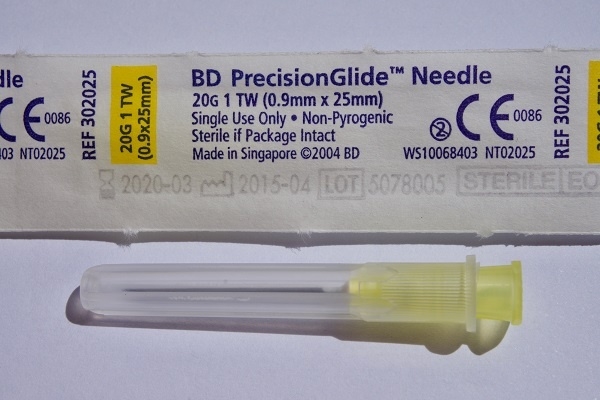 BD 20 guage x 1 inch needle